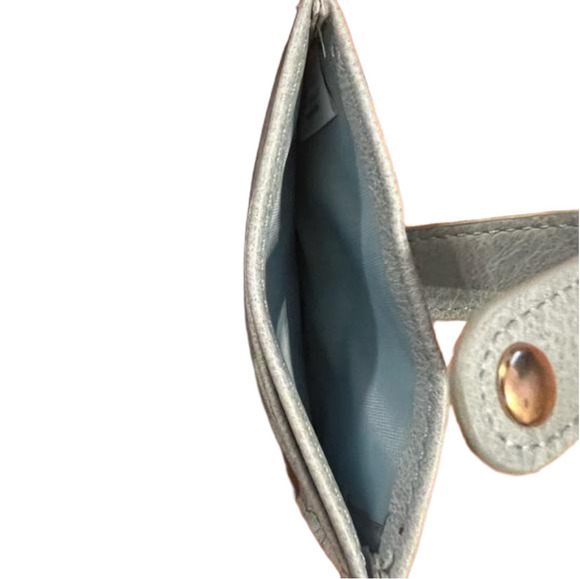 🧡 5 for $25 🧡 small blue wallet - Picture 4 of 4